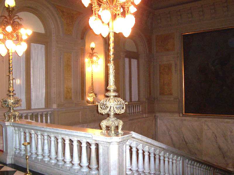 PASEO POR BUENOS AIRES RECORDANDO A EVITA