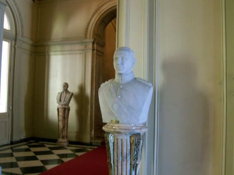 PASEO POR BUENOS AIRES RECORDANDO A EVITA