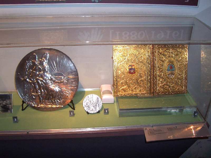 PASEO POR BUENOS AIRES RECORDANDO A EVITA