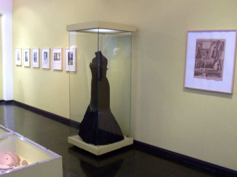 PASEO POR BUENOS AIRES RECORDANDO A EVITA