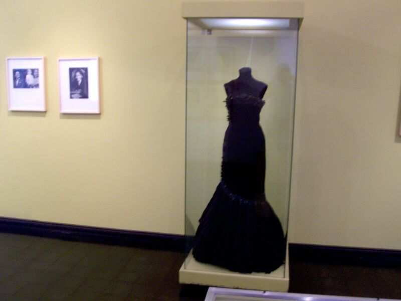 PASEO POR BUENOS AIRES RECORDANDO A EVITA