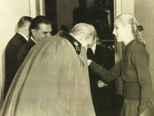 EVITA EN ABRIL DE 1952