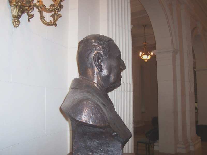 PASEO POR BUENOS AIRES RECORDANDO A EVITA