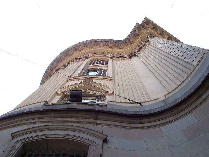 PASEO POR BUENOS AIRES RECORDANDO A EVITA