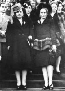 EVITA Y SRA. QUIJANO