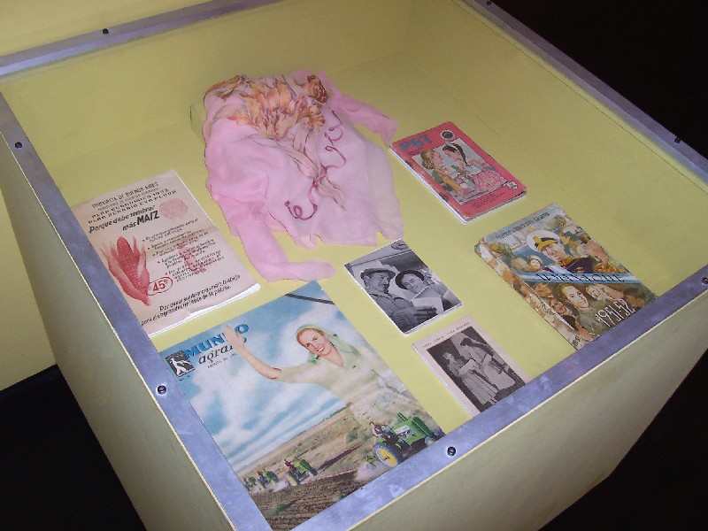 PASEO POR BUENOS AIRES RECORDANDO A EVITA