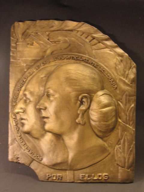 BRONCE DE EVA Y PERON