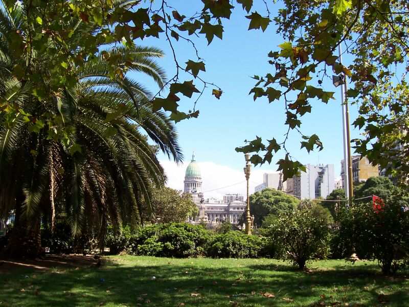 PASEO POR BUENOS AIRES RECORDANDO A EVITA