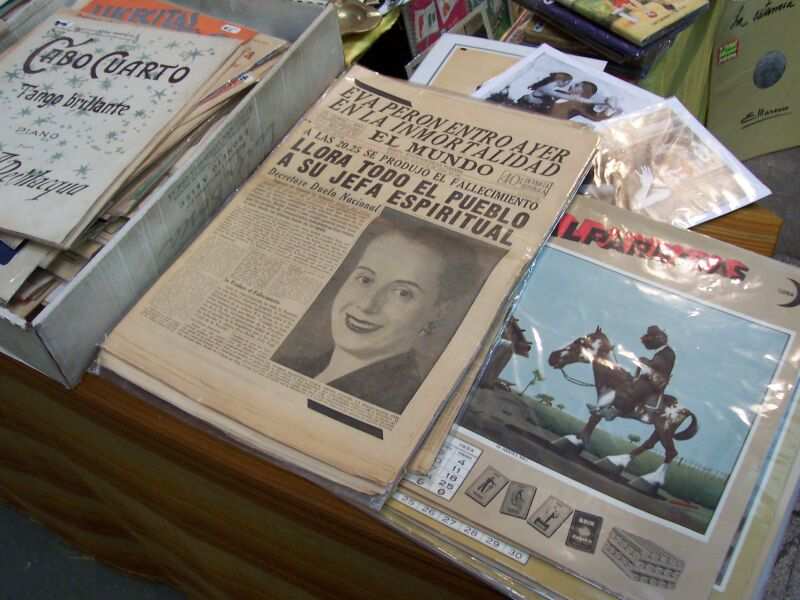 PASEO POR BUENOS AIRES RECORDANDO A EVITA