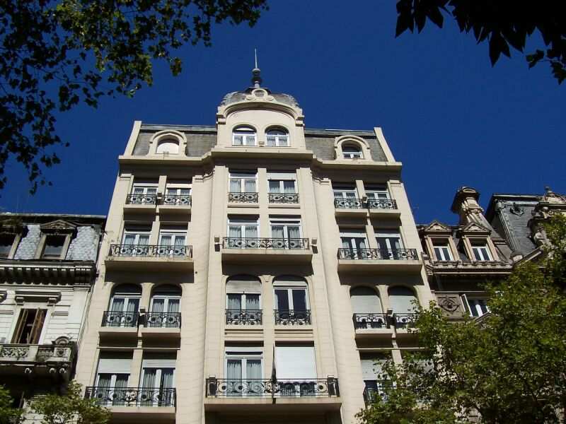 PASEO POR BUENOS AIRES RECORDANDO A EVITA