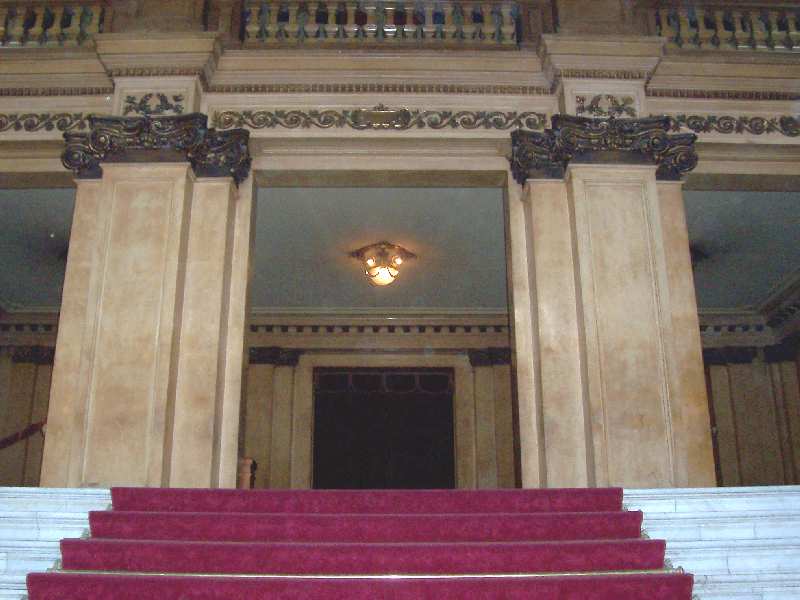 PASEO POR BUENOS AIRES RECORDANDO A EVITA