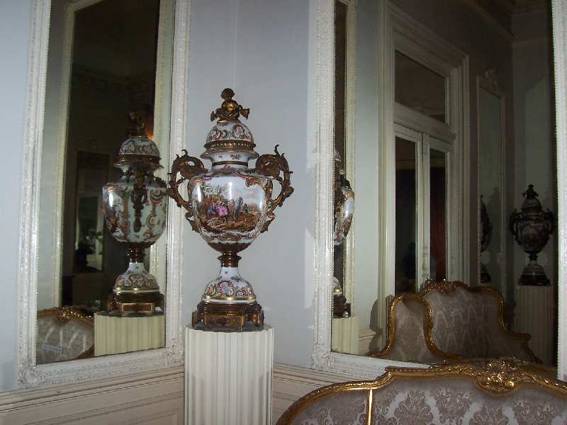 PASEO POR BUENOS AIRES RECORDANDO A EVITA