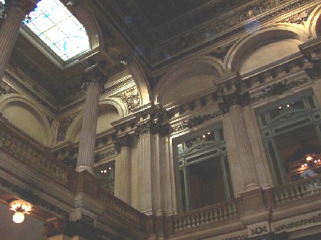 PASEO POR BUENOS AIRES RECORDANDO A EVITA