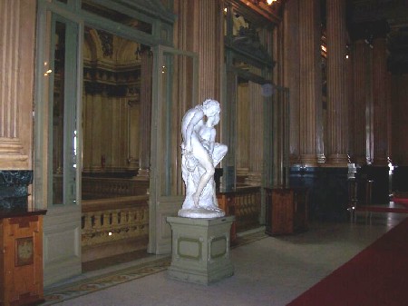 PASEO POR BUENOS AIRES RECORDANDO A EVITA