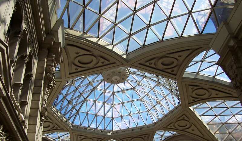 PASEO POR BUENOS AIRES RECORDANDO A EVITA