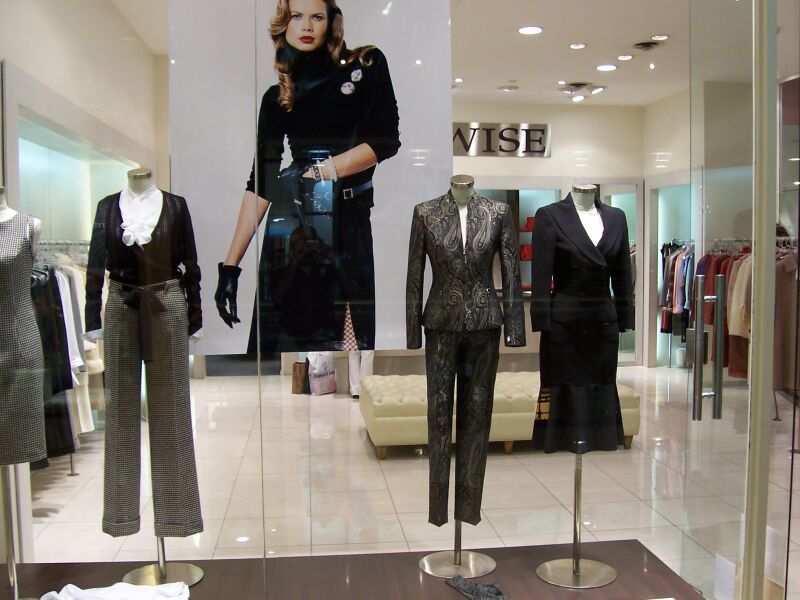 PASEO POR BUENOS AIRES RECORDANDO A EVITA