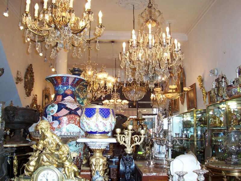 PASEO POR BUENOS AIRES RECORDANDO A EVITA