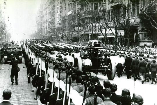 FUNERAL DE EVITA