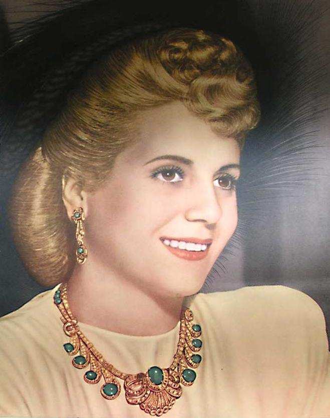FOTO COLOR DE EVITA