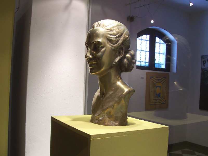 PASEO POR BUENOS AIRES RECORDANDO A EVITA