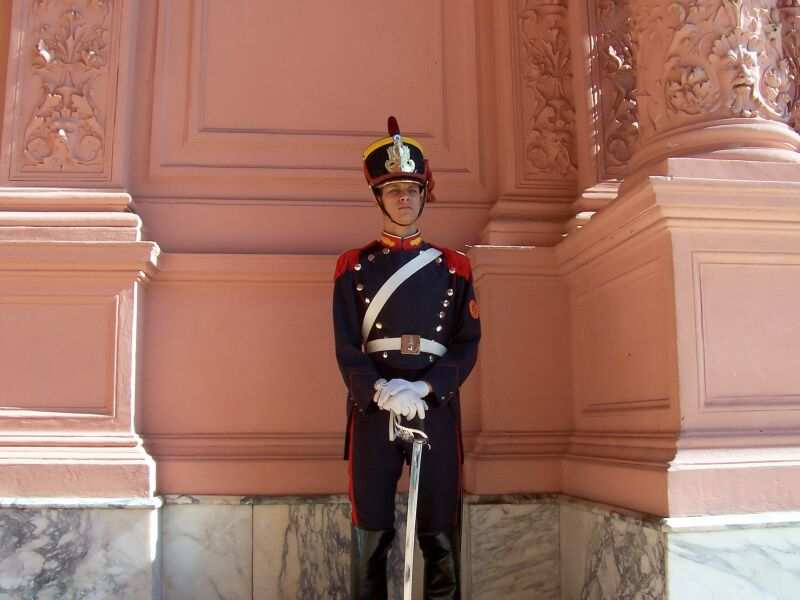 PASEO POR BUENOS AIRES RECORDANDO A EVITA