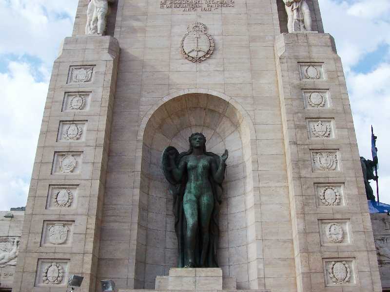 MONUMENTO NACIONAL A LA BANDERA